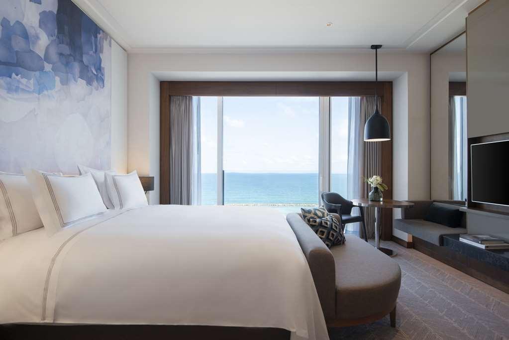 The David Kempinski Tel-Aviv Szoba fotó